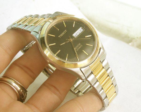 ng h Tissot Seastar A582 Automatic h ng ch nh h ng Th y S s n